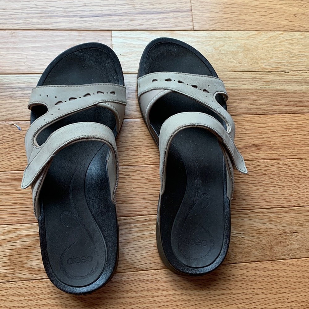 Abeo Womens cream Slide/Sandal